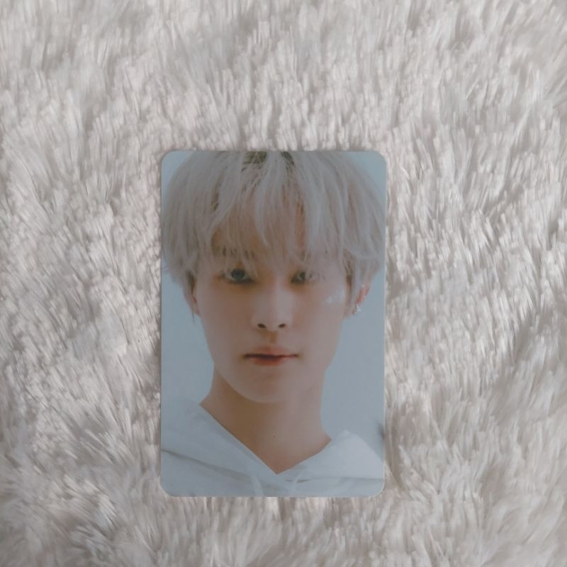 Official Merch MD Photocard PC WayV Yangyang SG 21 Seasons Greeting 2021 POB Ktown Benefit Original 