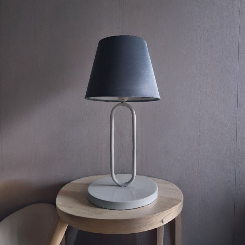 ADL lampu tidur Aesthetic lampu meja kamar tidur Lampu meja lampu hias