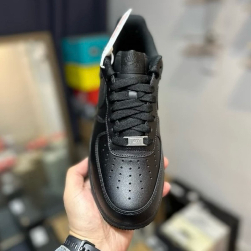 AF1 Full White / Full Black