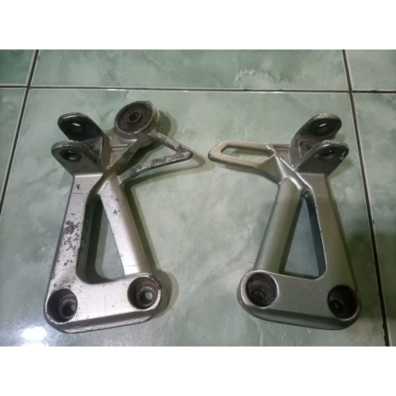POSTEP BELAKANG YAMAHA SCORPIO ORIGINAL