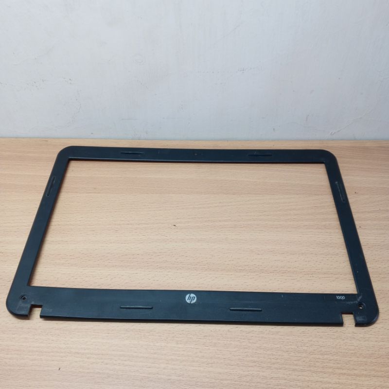 Casing Case Frame Lcd Layar Laptop Hp 1000