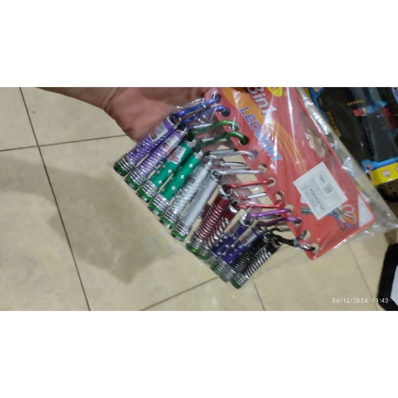 oketoys mainan laser lampu senter kecil led light 3in1