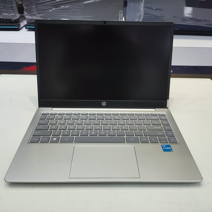 Baru Original Laptop HP Core I3 1315U 14" Full HD IPS Backlit Keyboard Windows 11 Original Silver