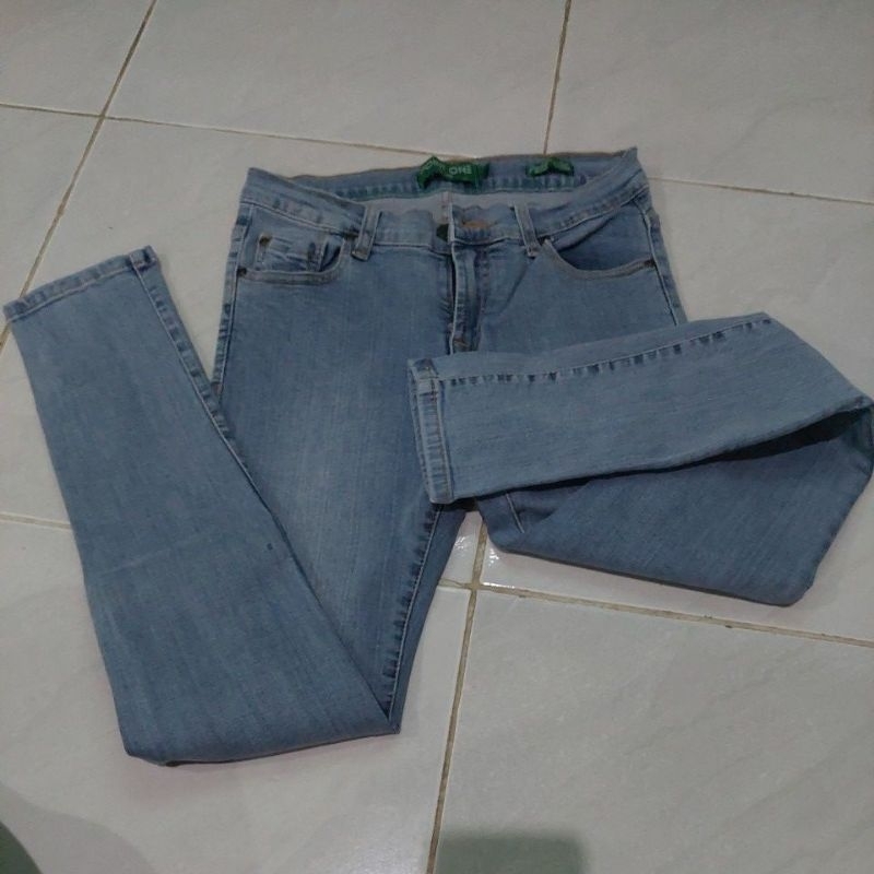 celana jeans point one preloved