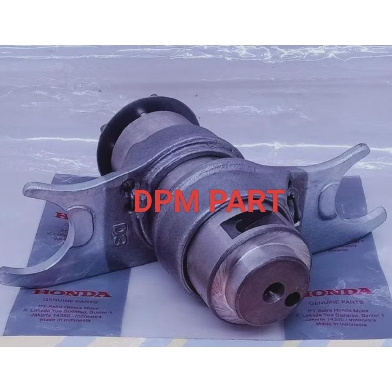 Garpu Gear KWB Garpu Capit udang overan rasio Honda Blade/Revo/Revo absolut kualitas original