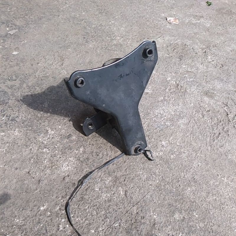 breket bracket pangkon panel dasi dada karisma mocin bagol wave thailand 3hole bekas ori mocin pnp w