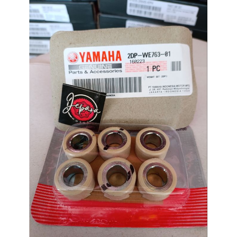 LE roller NMAX original Yamaha