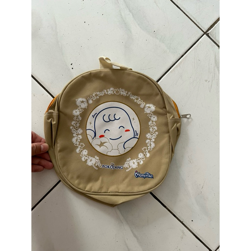 Tas Mamypoko Tas Little Xeight Tas selempang anak ransel bayi