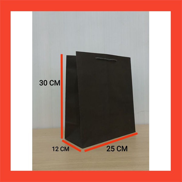 

Paperbag pigora Hitam Polos Besar size 25 x 12 x 30 ( P x L x T)