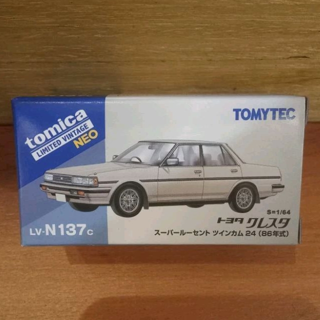 TOMICA LIMITED VINTAGE NEO LV-N13c TOYOTA CRESTA SUPER LUCENT TWINCAM 24 BEIGE 1986