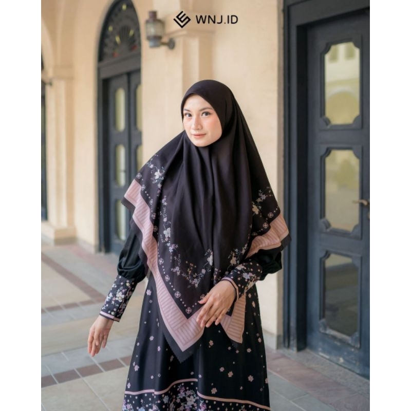 SCARVES GLAREOLA HIJAB SEGIEMPAT SQUARE ORIGINAL WNJ