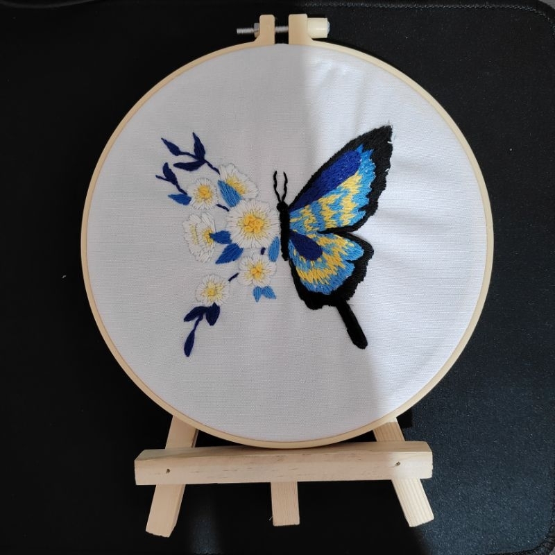 Pajangan Meja Kupu-kupu