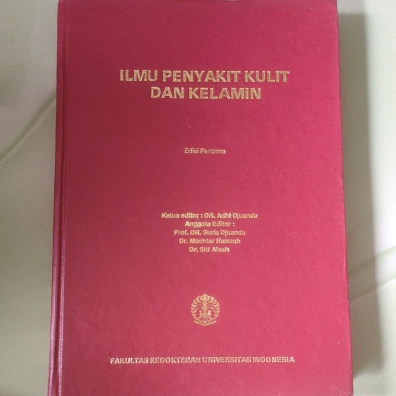 Buku ilmu penyakit kulit dan kelamin