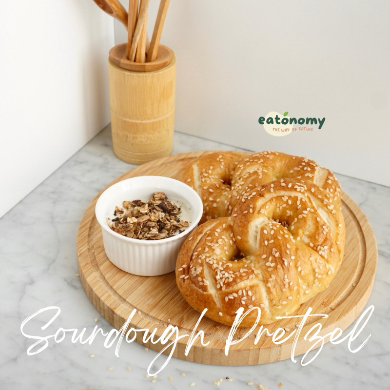 

Sourdough Soft Pretzel 4 PCS - No Sugar / Dairy / Egg (Vegan)