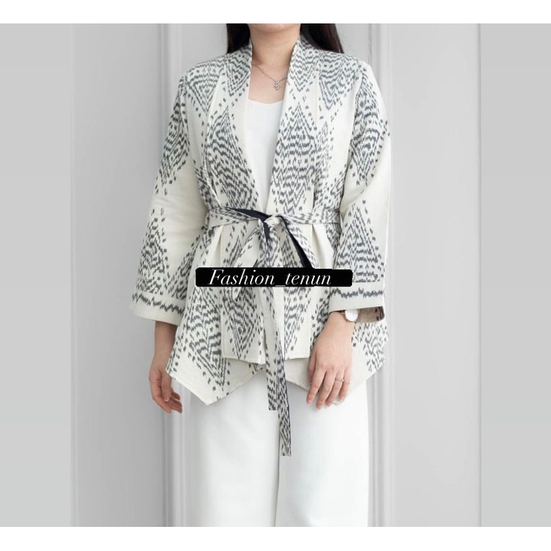 BLAZER WHITE PHIRE TENUN / OUTER WANITA / OUTER BATIK / JAS WANITA / BAJU KANTOR / SERAGAM KANTOR / 