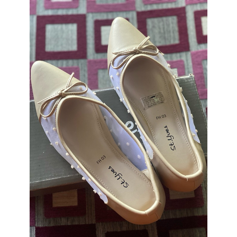 Sepatu  St. Yves Flat Shoes New