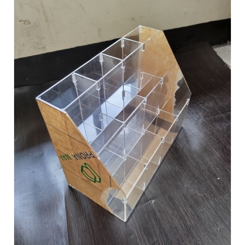 

akrilik tempat pulpen.