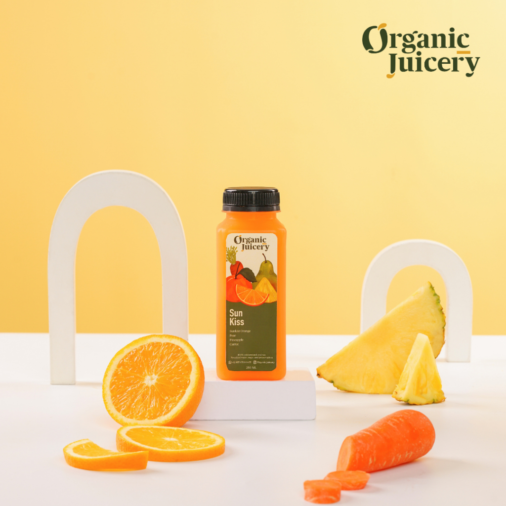 

Sun Kiss 500ml | Cold Pressed Juice Jeruk Navel, Pir, Nanas, Wortel | Orange, Pear, Pineapple, Carrot