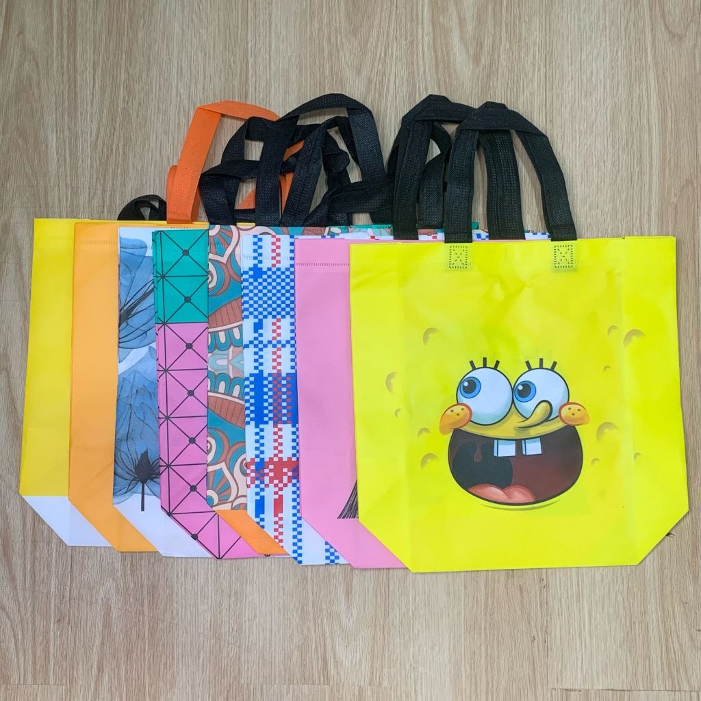 

GoodieBag Motif RANDOM UKURAN 23 x 27 x 10 cm T 1343 - style fashion tas bungkus hadiah kado sovenir ulang tahun acara