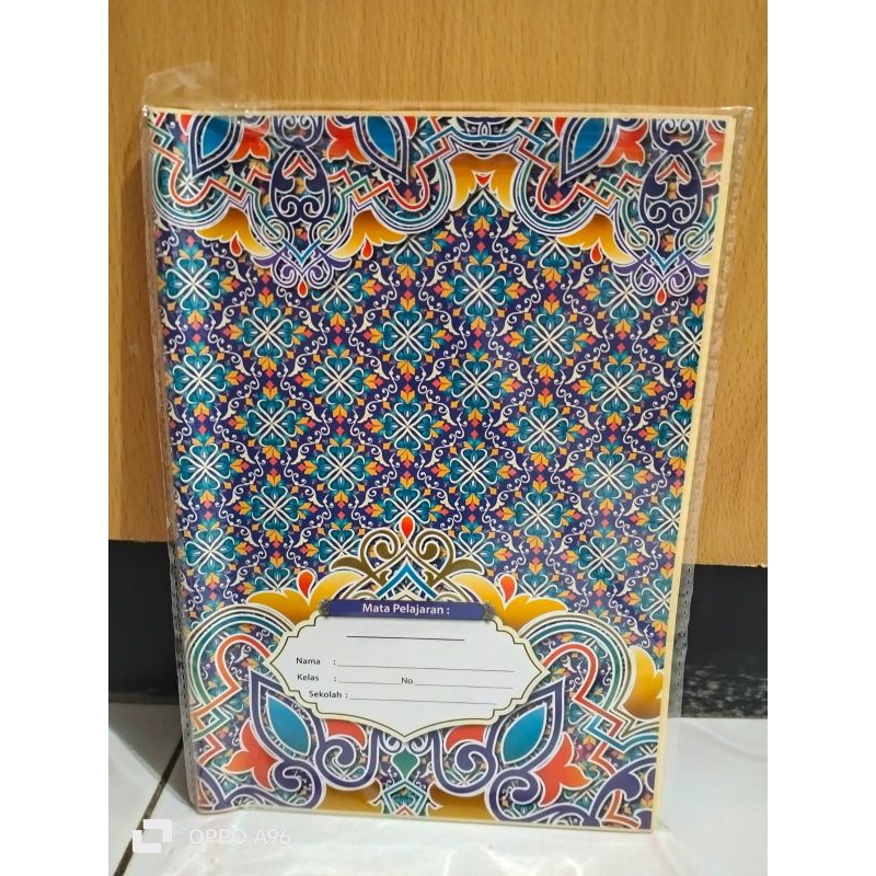 

(1Pak/20Lembar) Sampul Buku Batik Kwarto