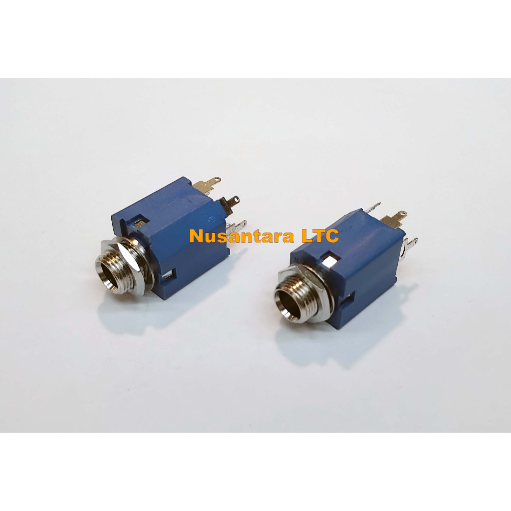 Soket Akai Stereo Segi Biru