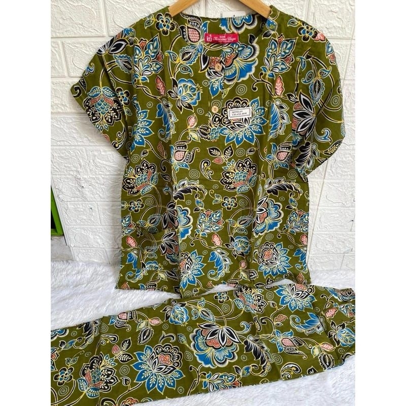 STELAN CELANA PANJANG BATIK KENCANA UNGU LABEL MERAH / BAJU TIDUR PIYAMA WANITA LENGAN PENDEK