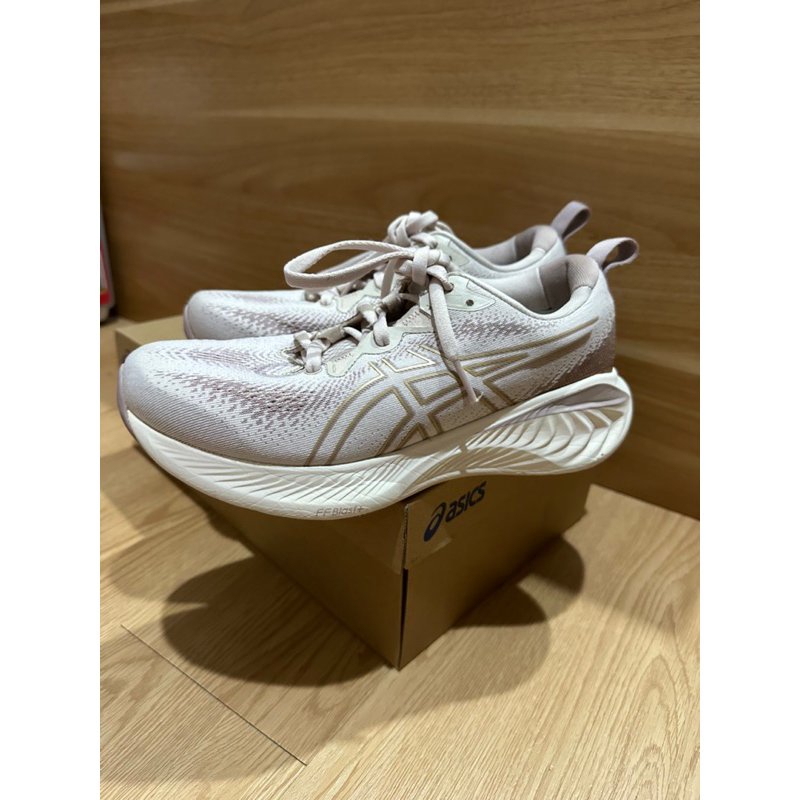 Asics Gel cumulus 25 size 7.5