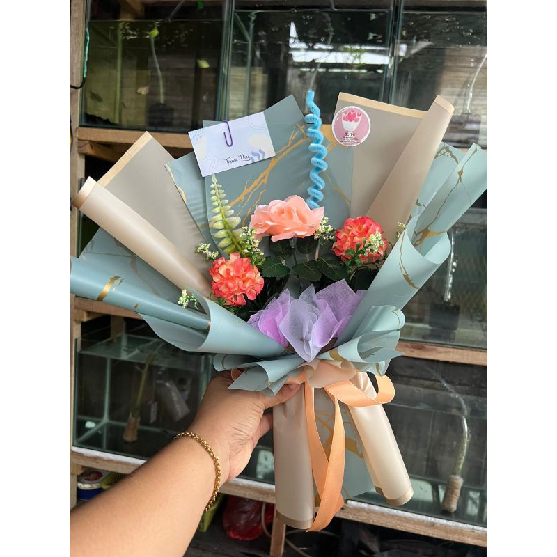 BUKET BUNGA DAN BUKET SNACK