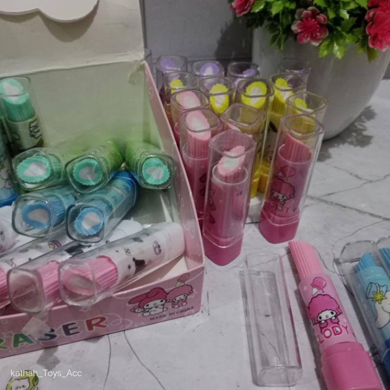 

18 pcs penghapus lipstik sanrio
