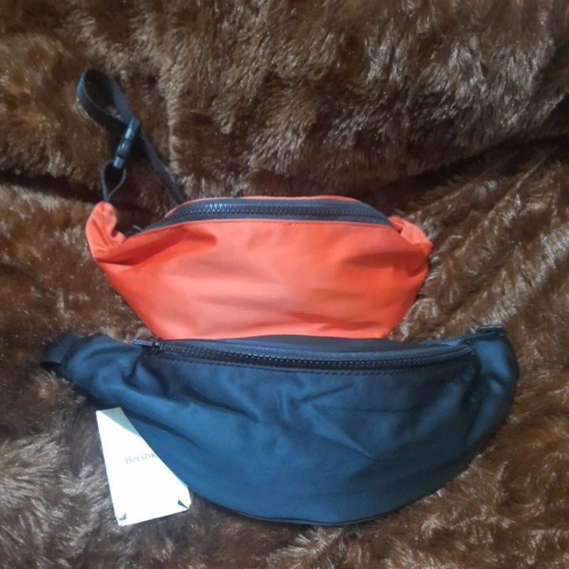 BershkaWaistBagHijau&Hitam