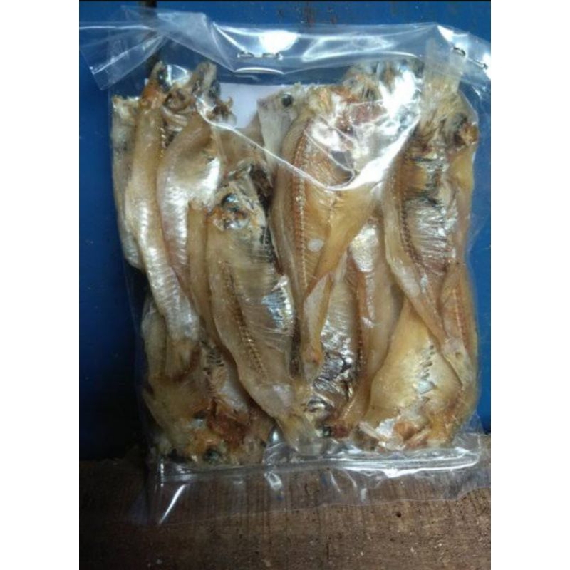 

Ikan kering bilis 100 g tawar