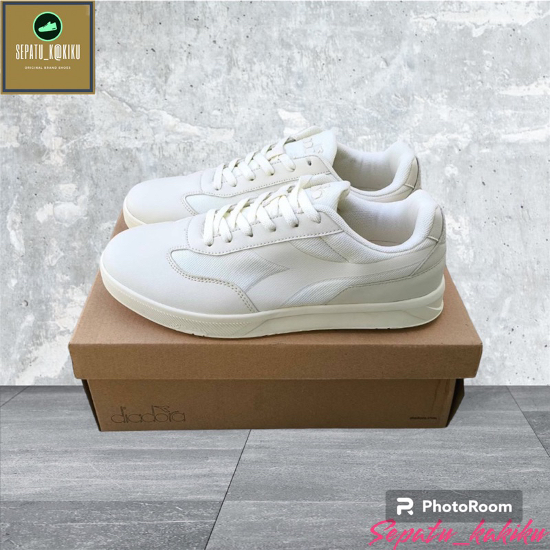 Sepatu Sneakers Diadora Hona "Cream" size 41