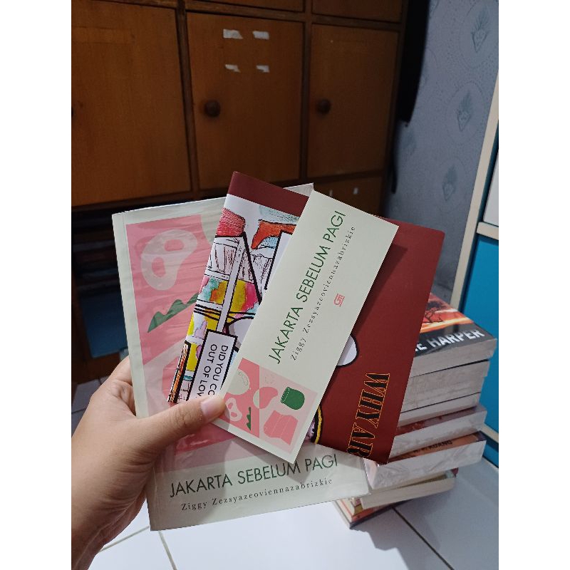 Bundle Novel Jakarta Sebelum Pagi - Ziggy Zezsyazeoviennazabrizkie [PRELOVED]