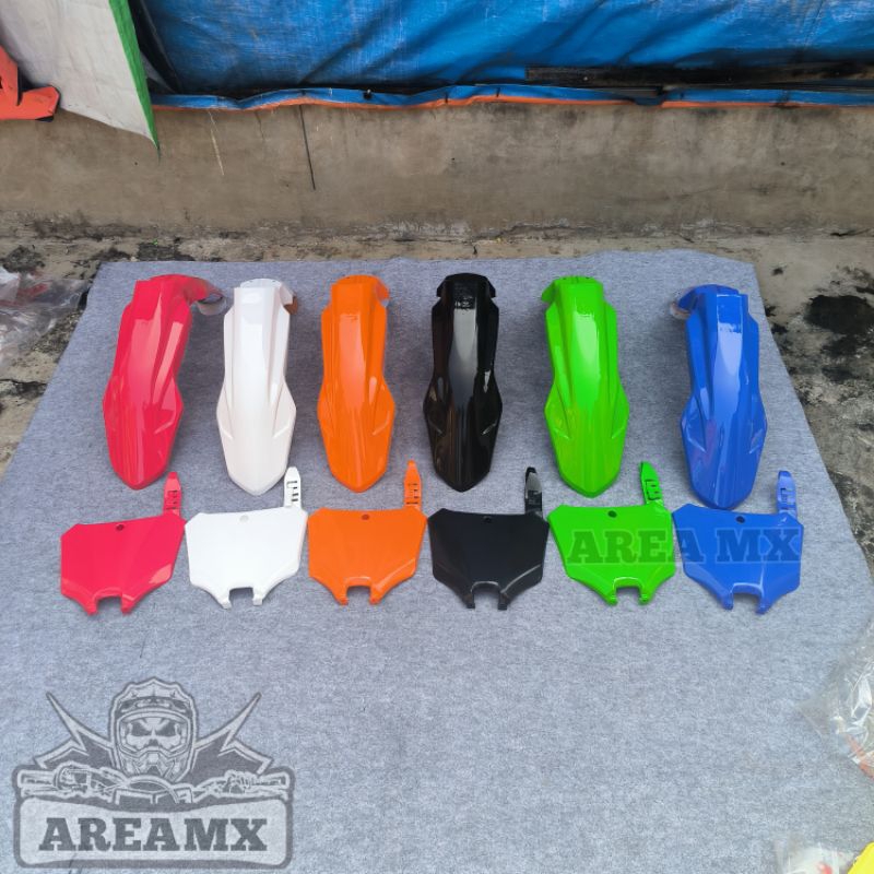Spakbor Depan CRF 450 Dan Papan Nomor CRF450 Spakbor Slebor Depan CRF 450 Papan Nomor CRF 450 Superm