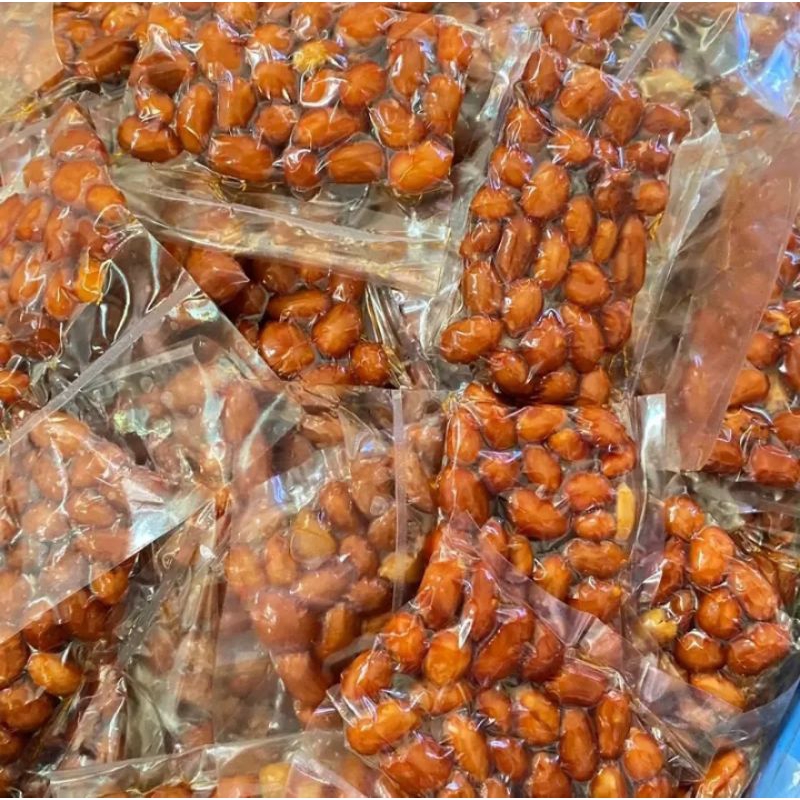 

KACANG BALADO pedas manis gurih ISI 1 PACK ( 12 pcs )