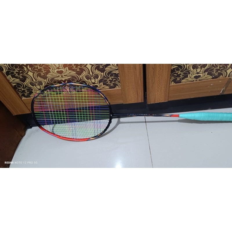 Raket Badminton Yonex Astrox 77 Play second