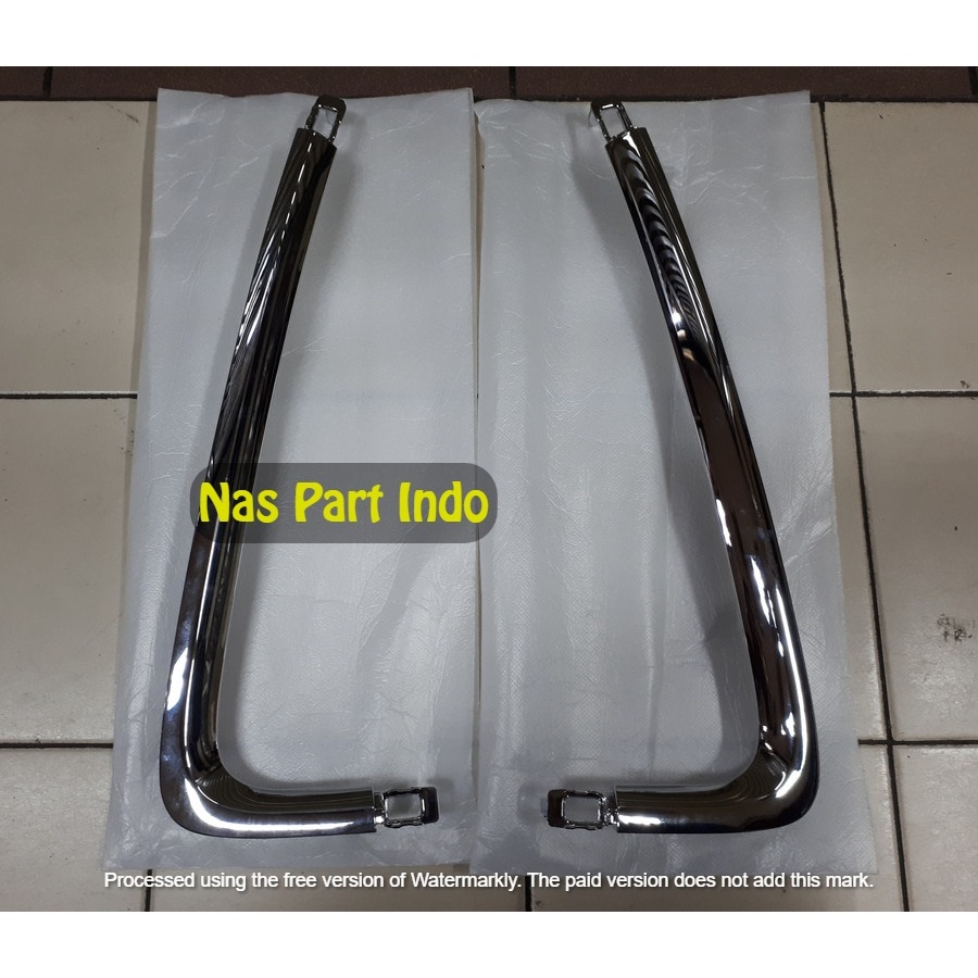 Garnish Grill Bemper Crum Kiri Kanan Mitsubishi Outlander tahun 2012-2014