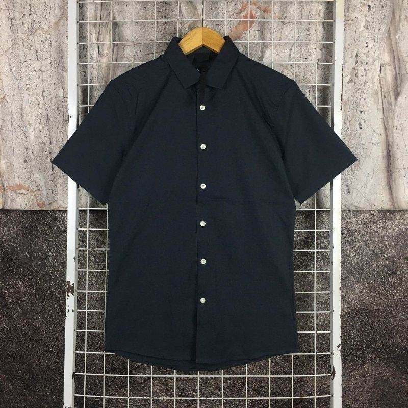 Kemeja Lengan Pendek Pria Polos Casual Formal Original Asos BNWT Size S . SDA 05262 Second Bekas Pre
