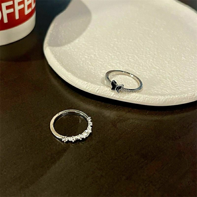 Cincin set isi 2pc gambar kupu kupu batu hitam black ring butterfly permata diamond diamon berlian j