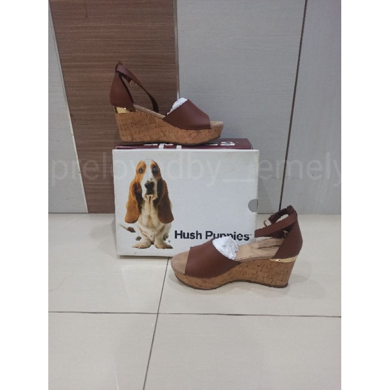 Wedges Hush Puppies