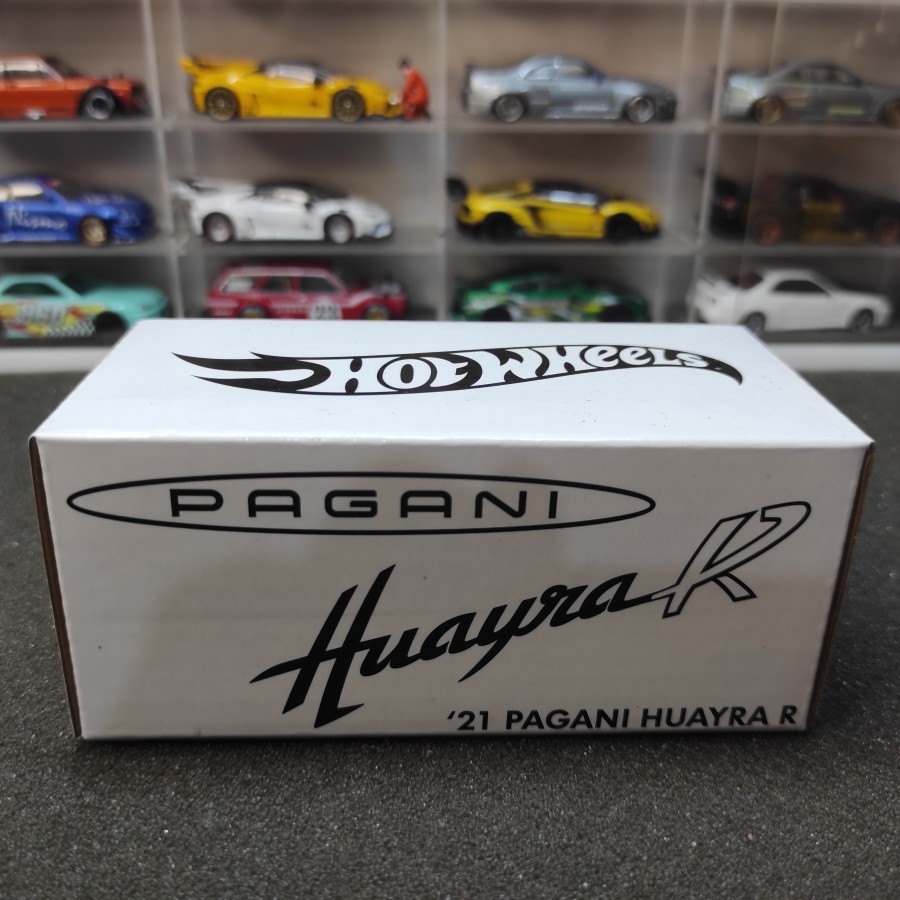 Hot Wheels 21 Pagani Huayra