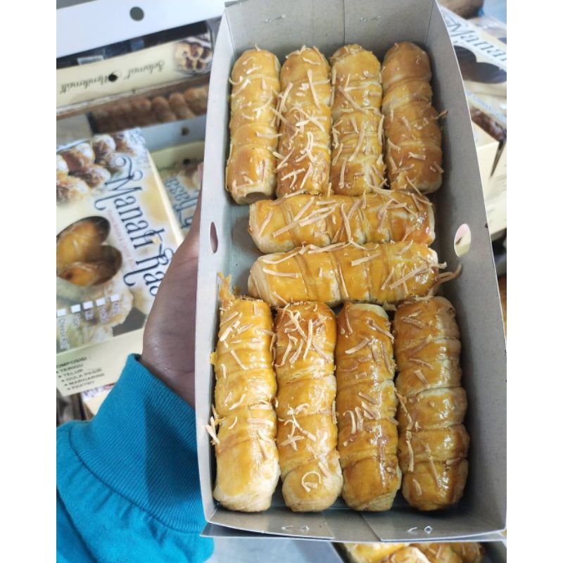 

CHEESE ROLL /OLEH OLEH KHAS BANDUNG / CHEESE ROLL BY MANAH RASA