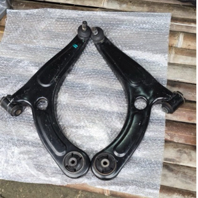 Lower arm wuling CONFERO,ALMAZ