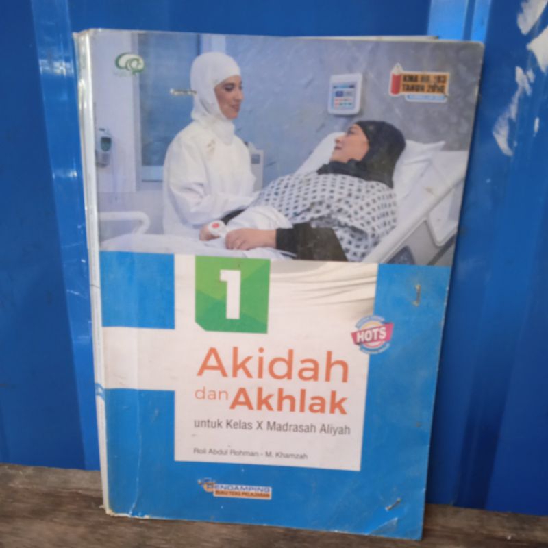 buku aqidah akhlak kelas 10 madrasah Aliyah kurikulum 2013 tahun 2019