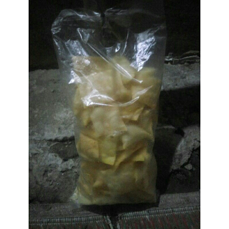 

keripik pangsit pedas manis