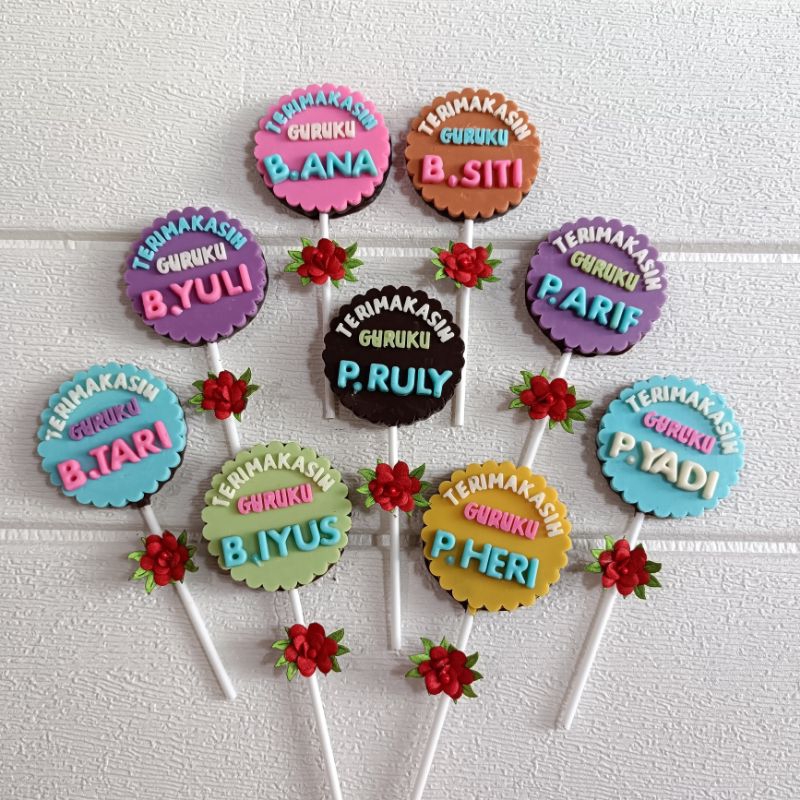 

Cokelat lolipop TERIMA KASIH GURUKU diameter 5,5cm