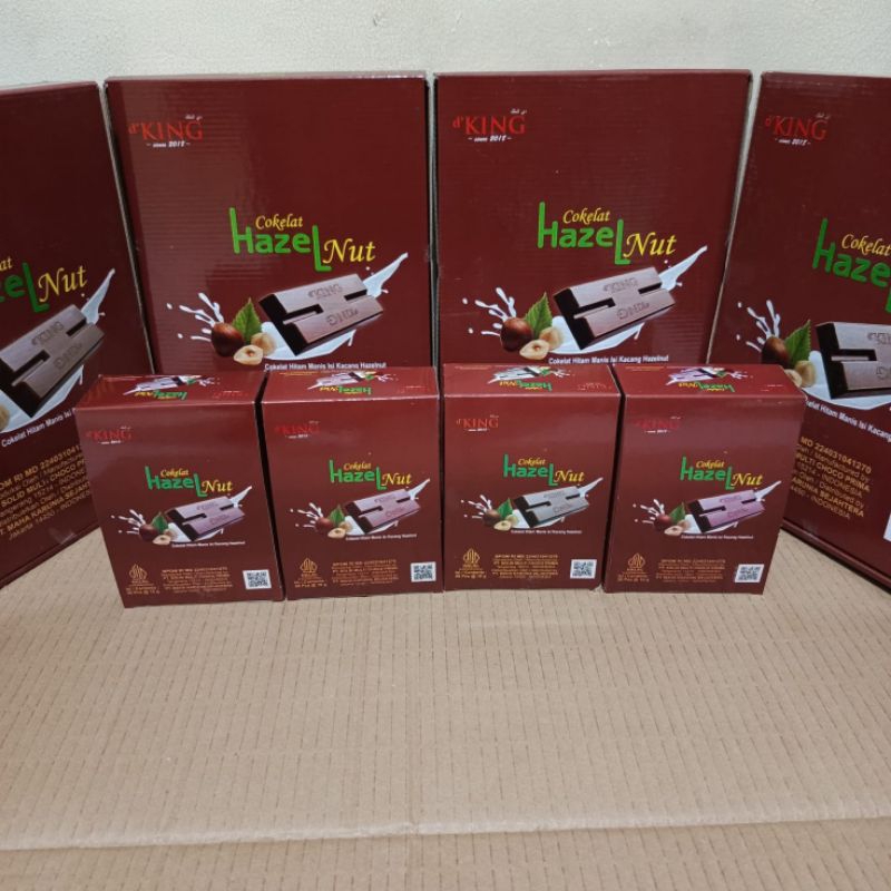 

Coklat hazelnut d'KING 1 dus isi 80 pcs Cokelat Hitam Manis