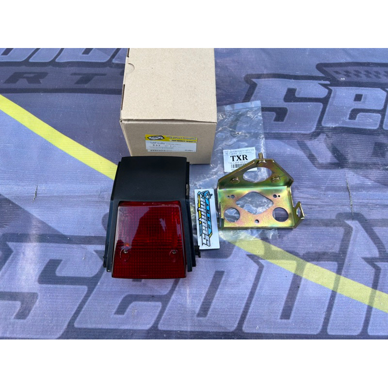 stoplamp tail lamp lampu stop belakang set breket suzuki RGR TXR 150 Import