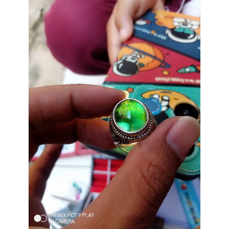 Cincin batu bacan Doko bahan coklat natural
