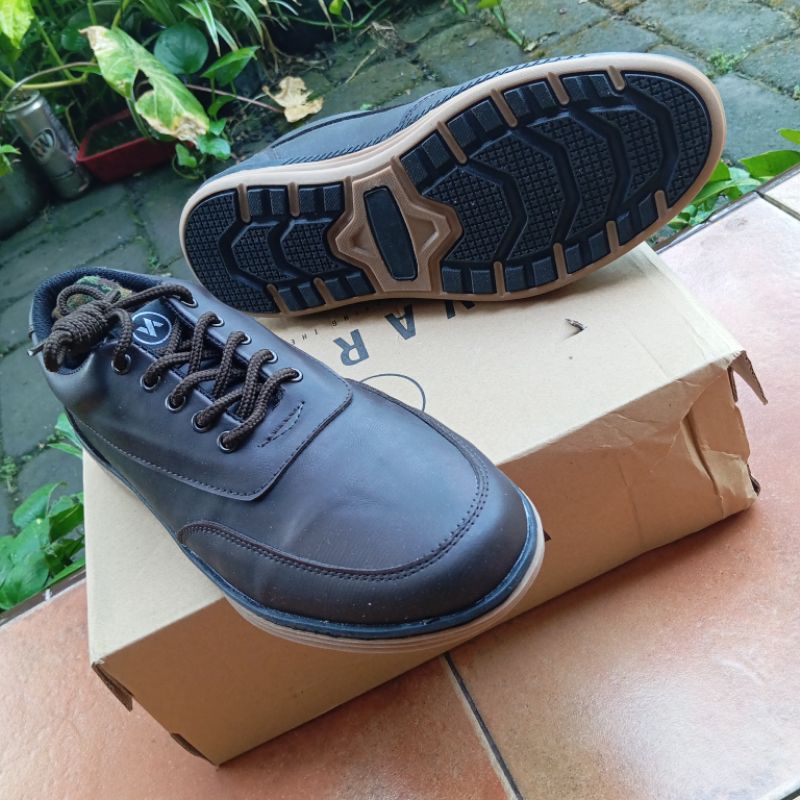SEPATU PRIA COKLAT KLASIK KEREN ISTIMEWA